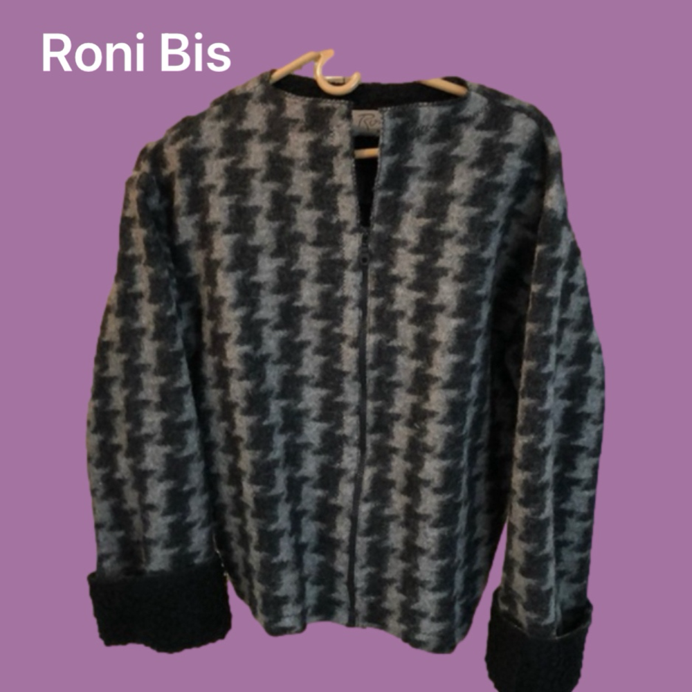 Designer Roni Bis Chevron Short Jacket - Picture 2 of 4